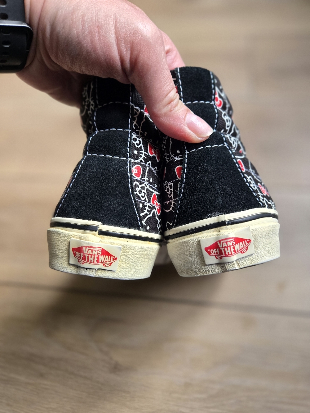 Vans x Hello Kitty Sk8-Hi Slim sneakers Size Womens 10 Mens 8.5 - Picture 6 of 8
